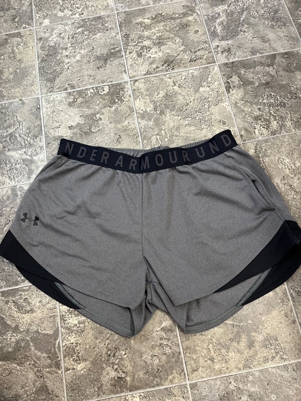 Like New Under Armour Gray and Black Women's Performance Shorts Size M